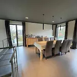 Livingstone Villa *